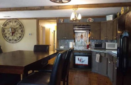 Lampasas House | WATERFRONT-SECLUDED- PET FRIENDLY-COLORADO RIVER-STARGAZER HOME ON RIVER!