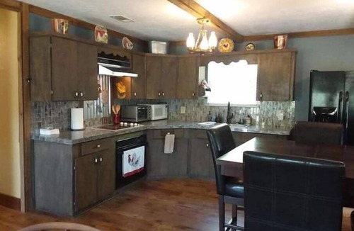Lampasas House | WATERFRONT-SECLUDED- PET FRIENDLY-COLORADO RIVER-STARGAZER HOME ON RIVER!