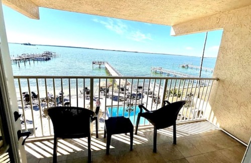 Dunedin Apartment | Waterfront Spectacular views condo-hotel studio
