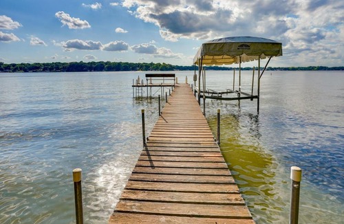 Orleans House | Waterfront Spirit Lake Vacation Rental w/Dock!