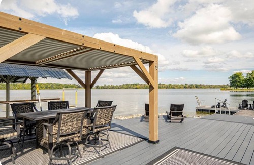 South Stormont Cottage | Waterfront St Lawrence River Long Sault