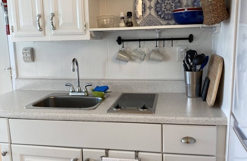 North Truro Apartment | Waterfront Studio/Condo/Beach Access