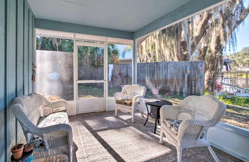 Fellowship Apartment | Waterfront Studio w/Dock Access in Inglis!