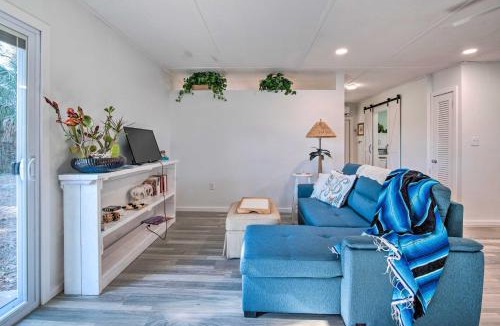 Fellowship Apartment | Waterfront Studio w/Dock Access in Inglis!