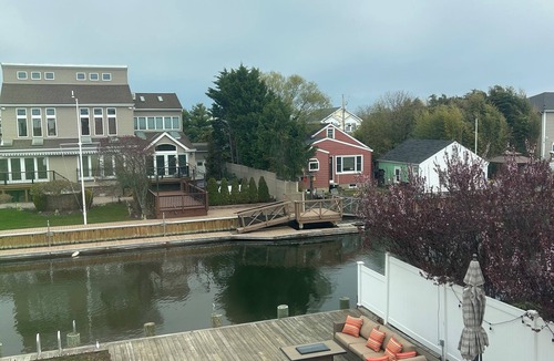 Massapequa Apartment | Waterfront Studio With Private Keypad Entry in Massapequa!