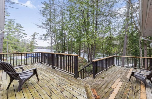Severn Cottage | Waterfront Suite | Marina Views | Sauna | 1 BR