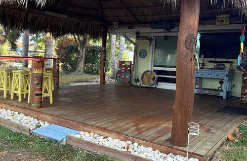 River Park House | Waterfront Tiki Oasis - Dock & Ocean Access