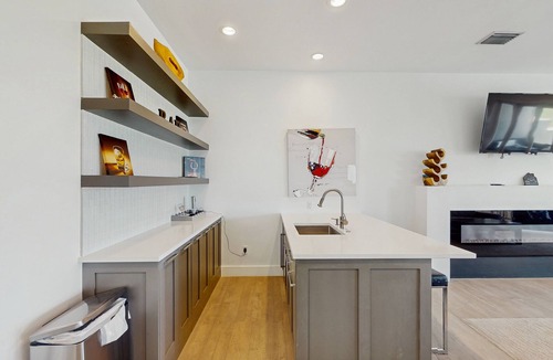 Corpus Christi House | Waterfront townhome with dock, canal view & fireplaces - walk to beach