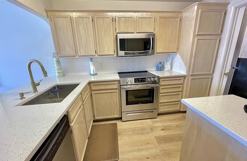 Corpus Christi House | Waterfront townhome located near the beach!