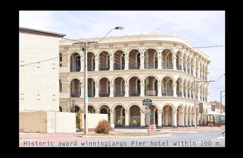 Largs Bay Apartment | Waterfront Unit in Largs Bay