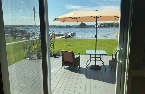Brewerton House | WATERFRONT Upstate NY home in quiet bay on Oneida Lake, Cicero, Brewerton