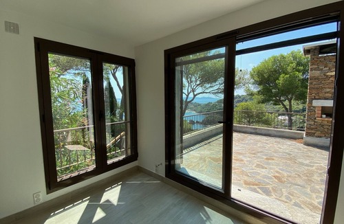 Cap Benat Villa | Waterfront villa