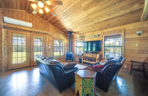 Granite Shoals Cabin | Waterfront Vacation Rental Cabin on Lake LBJ!