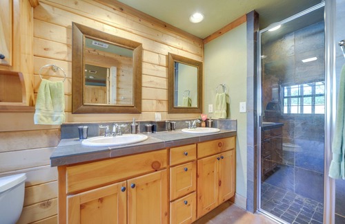 Granite Shoals Cabin | Waterfront Vacation Rental Cabin on Lake LBJ!