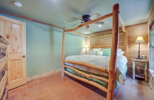 Granite Shoals Cabin | Waterfront Vacation Rental Cabin on Lake LBJ!