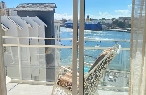 Santo Domingo Apartment | Waterfront View apartment at Riviera Colonial