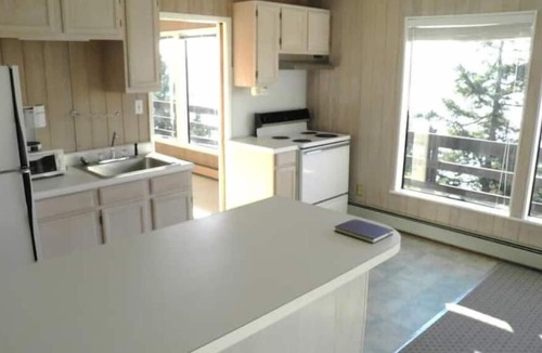 Eastsound House | Waterfront View Rosario Sleeps 10-