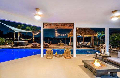 Florida North Atlantic Coast Villa | Waterfront Villa | BBQ, Pool, Cinema and Tiki