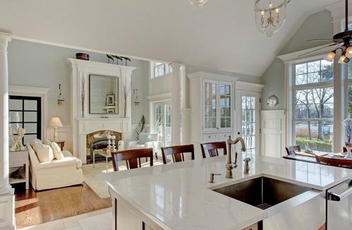 Center Moriches House | Waterfront Villa near Hamptons with pool, hot tub & boat dock