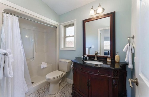 Dandridge House | Waterfront Vista