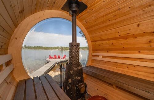 Northern Bruce Peninsula House | Waterfront w sauna, hot tub and boat slip