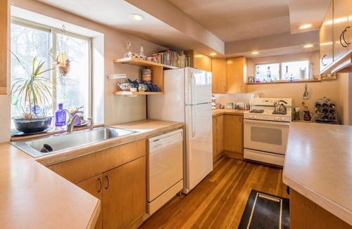 Wellfleet House | Waterfront w/views on Blackfish Creek!