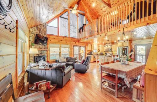 Butler House | Waterfront Watauga Lake Home with Private Dock!