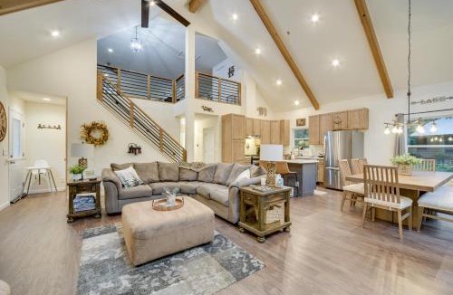 Webster House | Waterfront Webster Cabin w/Dock on Warner Lake!