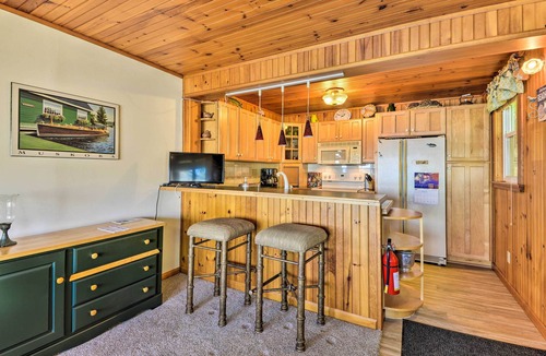 Fineview House | Waterfront Wellesley Island Getaway w/Deck!