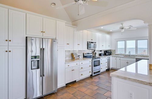 Suffolk County Cottage | Waterfront Westhampton Haven: Private Beach