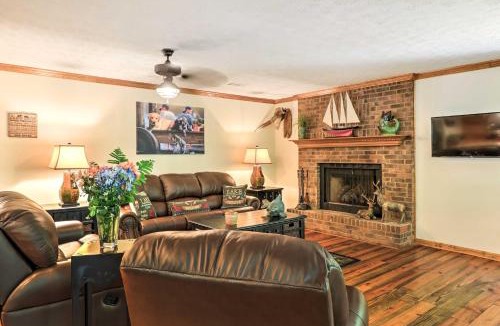 LaGrange House | Waterfront West Point Lake Cabin with Private Dock!