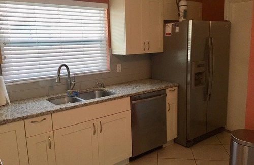 Flor-a-mar House | Waterfront, Wireless Hi-speed Internet.