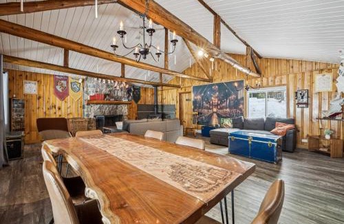 Cayamant House | Waterfront with Spa - Havre de l'Auror