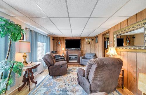 Wolcott House | Waterfront Wolcott Vacation Rental w/Deck & Views