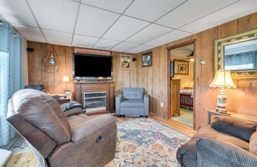 Wolcott House | Waterfront Wolcott Vacation Rental w/Deck & Views