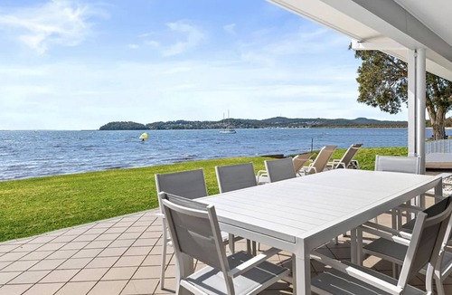 Salamander Bay House | Waterfront Wonderland, 41 Foreshore Drive