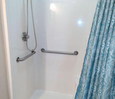 Waterloo Hotel | Waterloo Suites Queen 1
