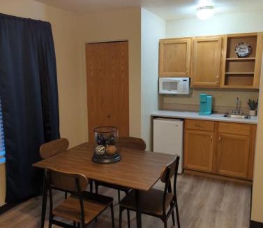 Waterloo Hotel | Waterloo Suites Queen 1
