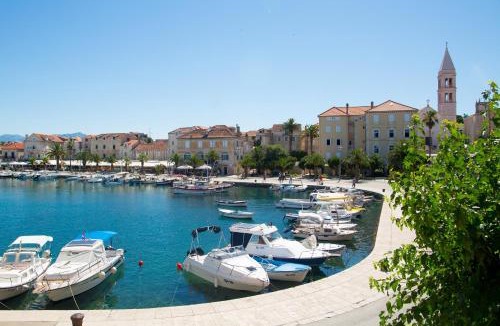 Supetar Resort | Waterman Beach Village