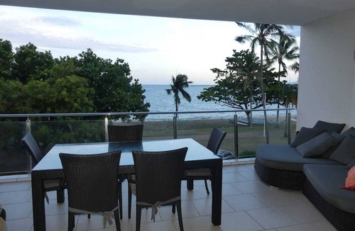 North Ward Apartment | Watermark Luxury Pool | Oceanfront | 2Bed 2Bath Apt