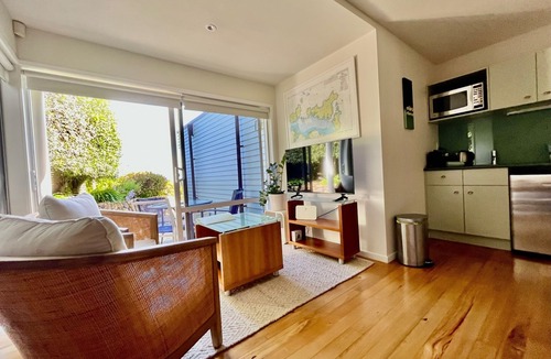 Oneroa Apartment | Watermark Studio Apartments