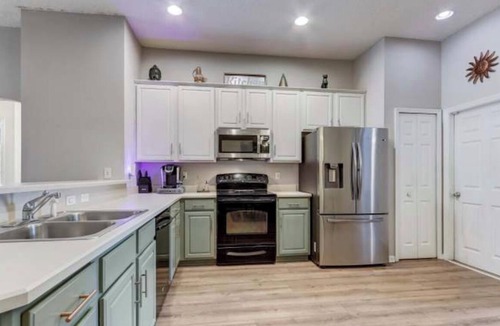 Westside House | Watermill Home
