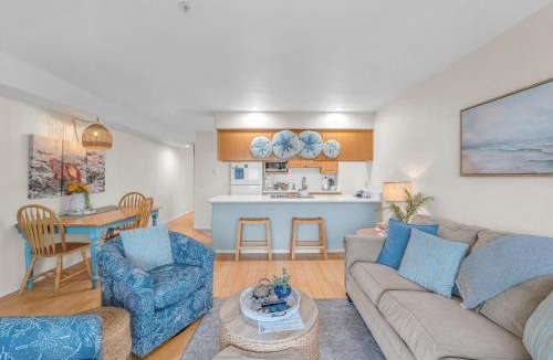 Lincoln City House | Waters Edge 108 - Blue Chair Bay