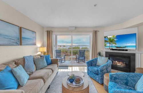 Lincoln City House | Waters Edge 108 - Blue Chair Bay