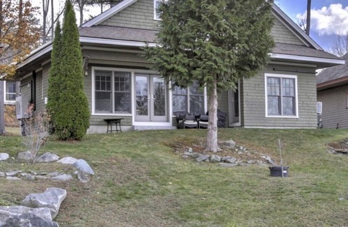 Edgecomb House | Water’s Edge Luxury Cottage