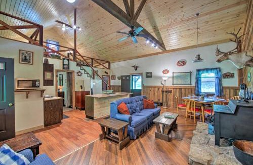 Taswell House | Waters Edge Retreat w/Deck on Patoka Lake!