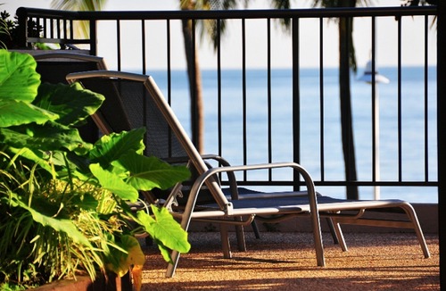 North Ward Hotel | Waters Edge the Strand