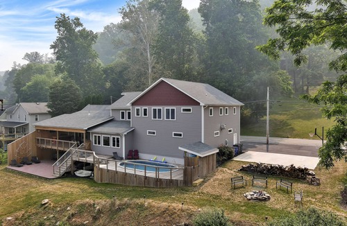 Pequea House | Waters Edge