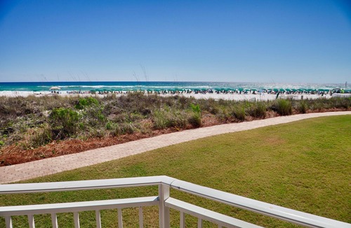 Fort Walton Beach Condo | 🌟 Waterscape A101 Oceanfront! Ground Floor 3BR + Bunkroom! Beach View!