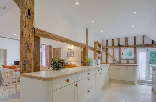 Abbess Roding House | Watersheet Farm Barn